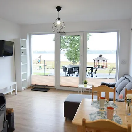 Holiday home U Zbyszka Nad Jeziorem Z Balia Ogrodowa! Kiedrowice